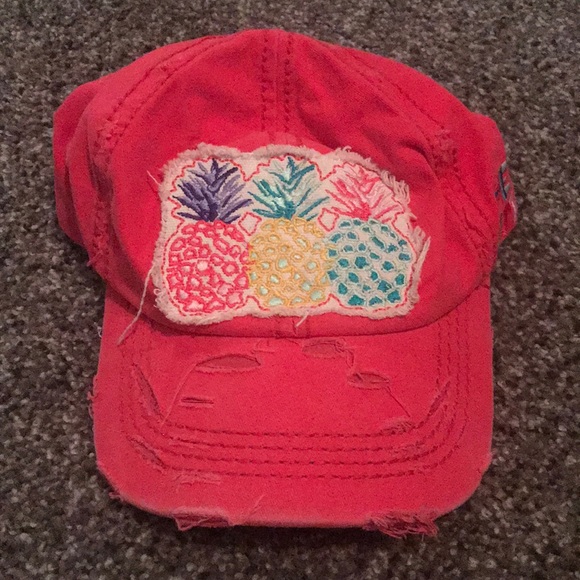 Red Pineapple Hat - Picture 1 of 6